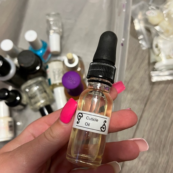 nails - Picture 13 of 16